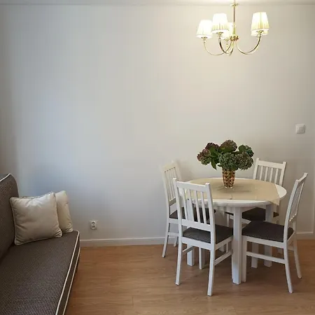 Apartment Max Mikolow