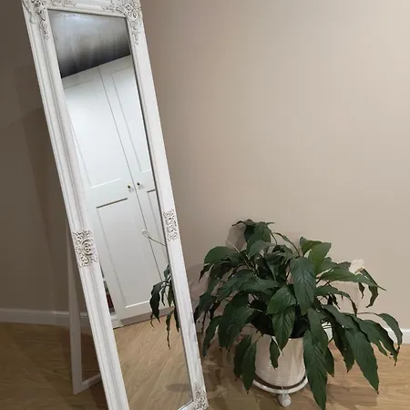 Max Apartment *